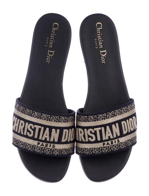 harga sandal christian dior